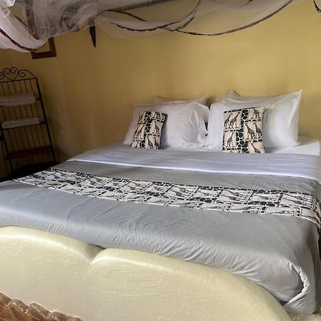 Nyore Hillside Retreat Mbarara Екстериор снимка