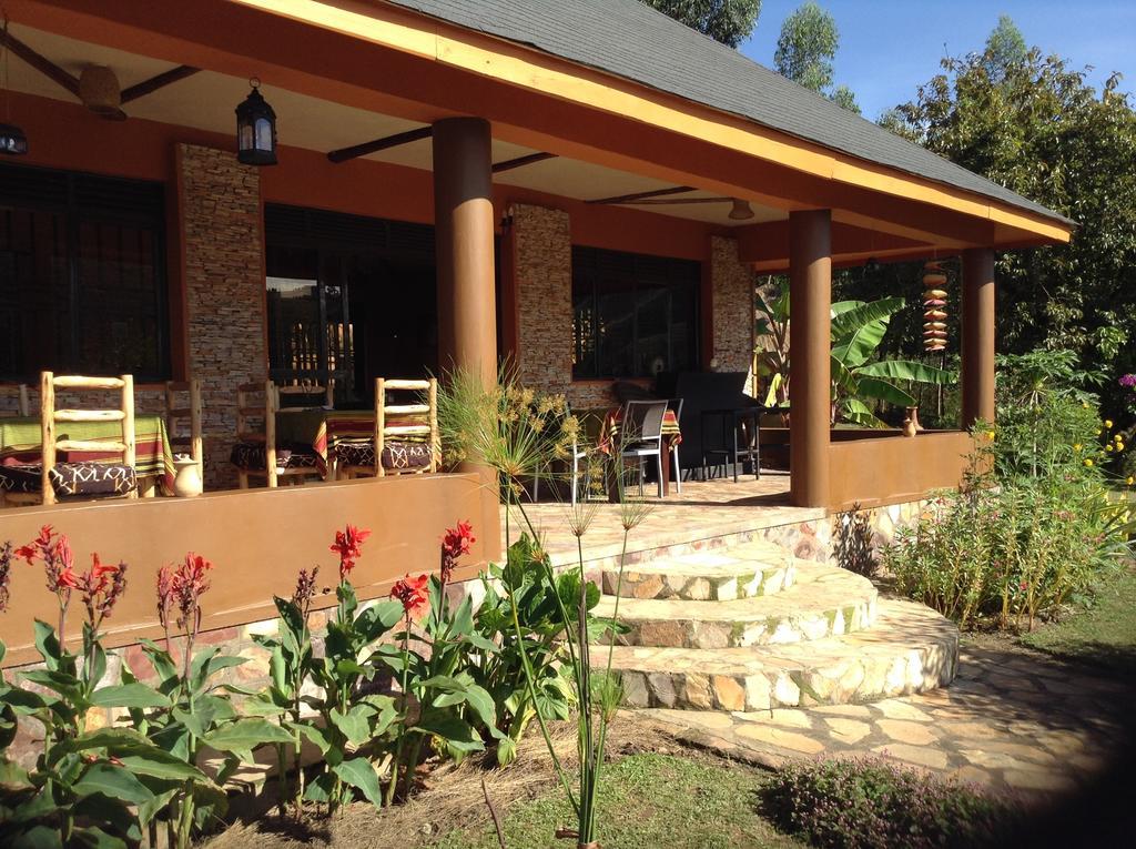 Nyore Hillside Retreat Mbarara Екстериор снимка